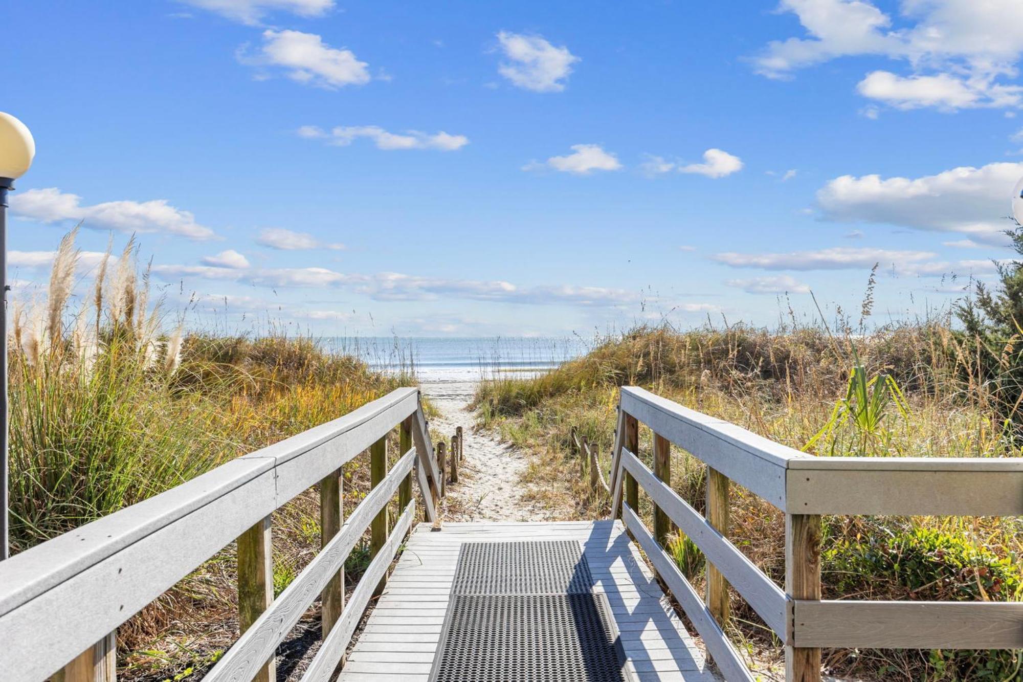 Expansive Oceanfront Balcony At The Summit W Pool Apartment Myrtle Beach Exterior photo